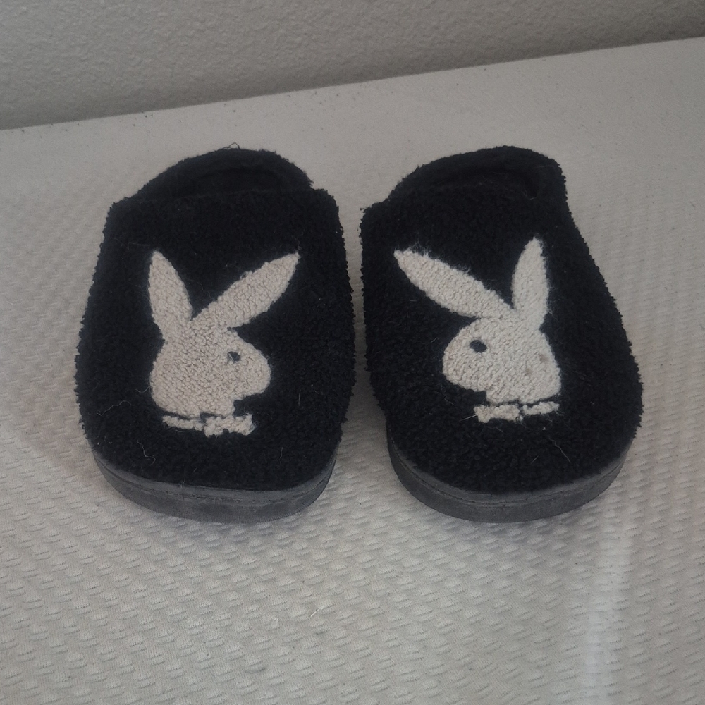 PLAYBOY Black and White Slippers Iconic Logo Plush Comfort